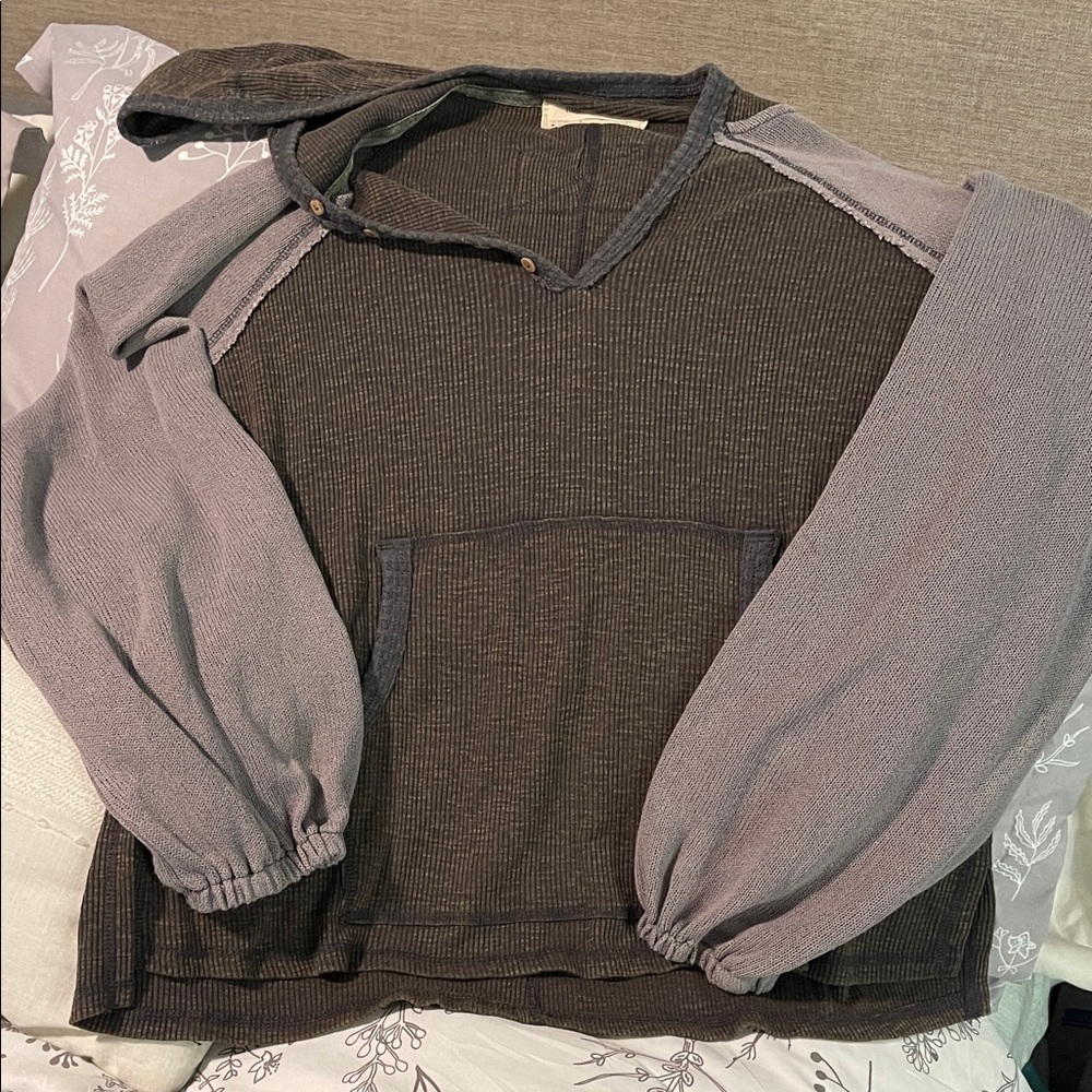 Women's V-Neck lightweight Sweater with Hood - Purple, Brown, Lavender